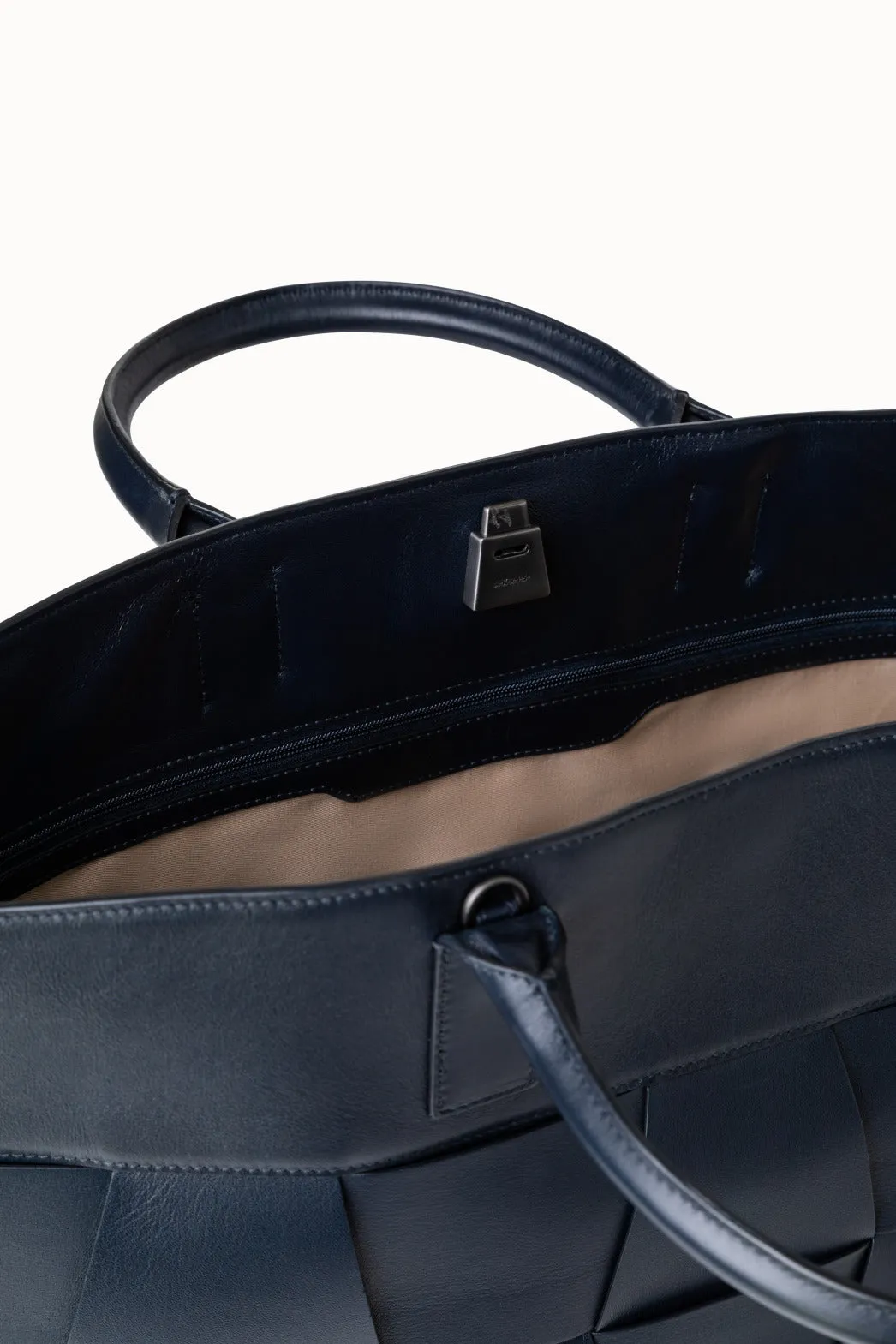 Ai Medium Top Handle Tote