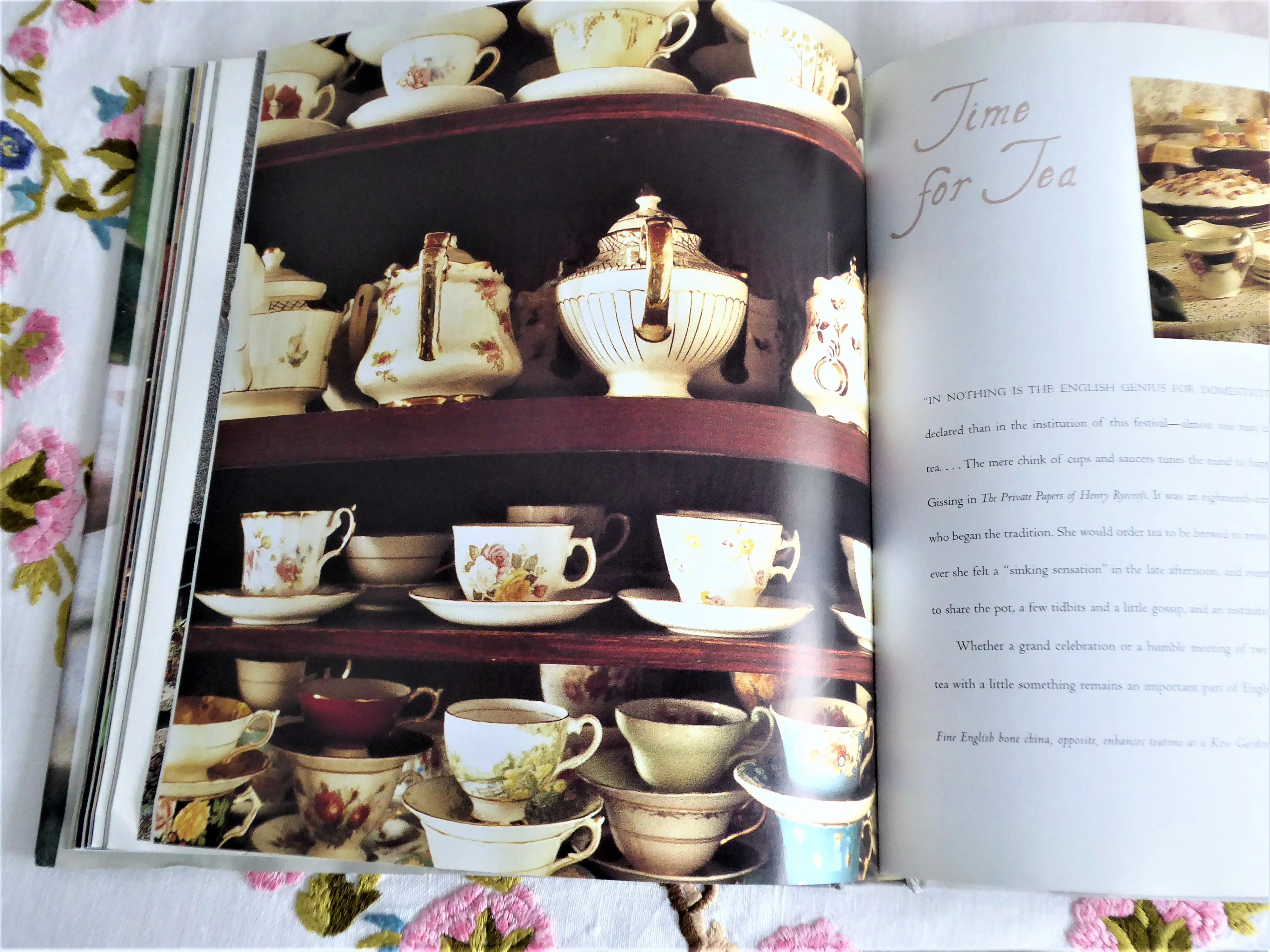 Book Victoria Magazine Heart of England Hardback Gorgeous Photos 1999 New