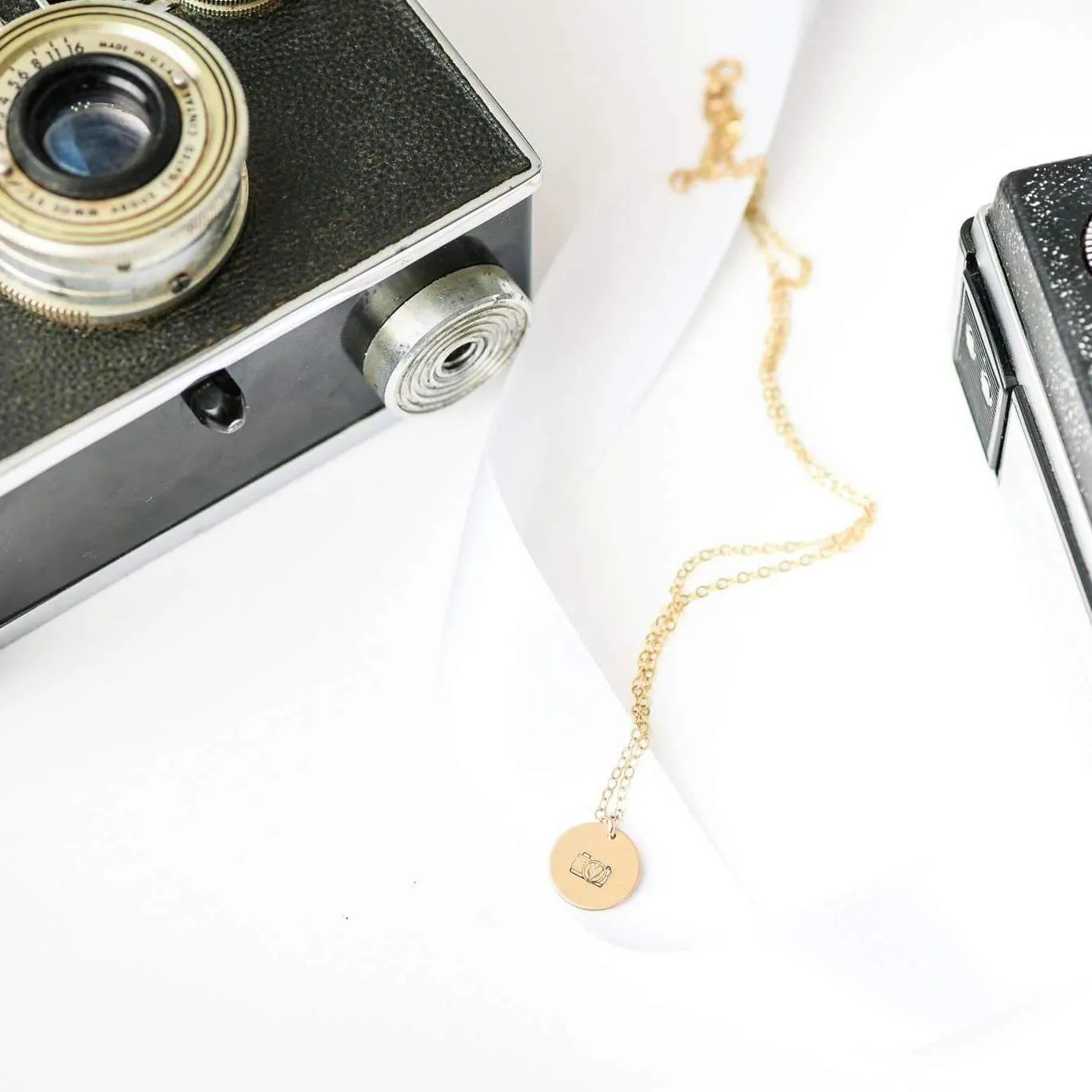 Capturing Hearts Camera Necklace - Dainty Disc Necklace