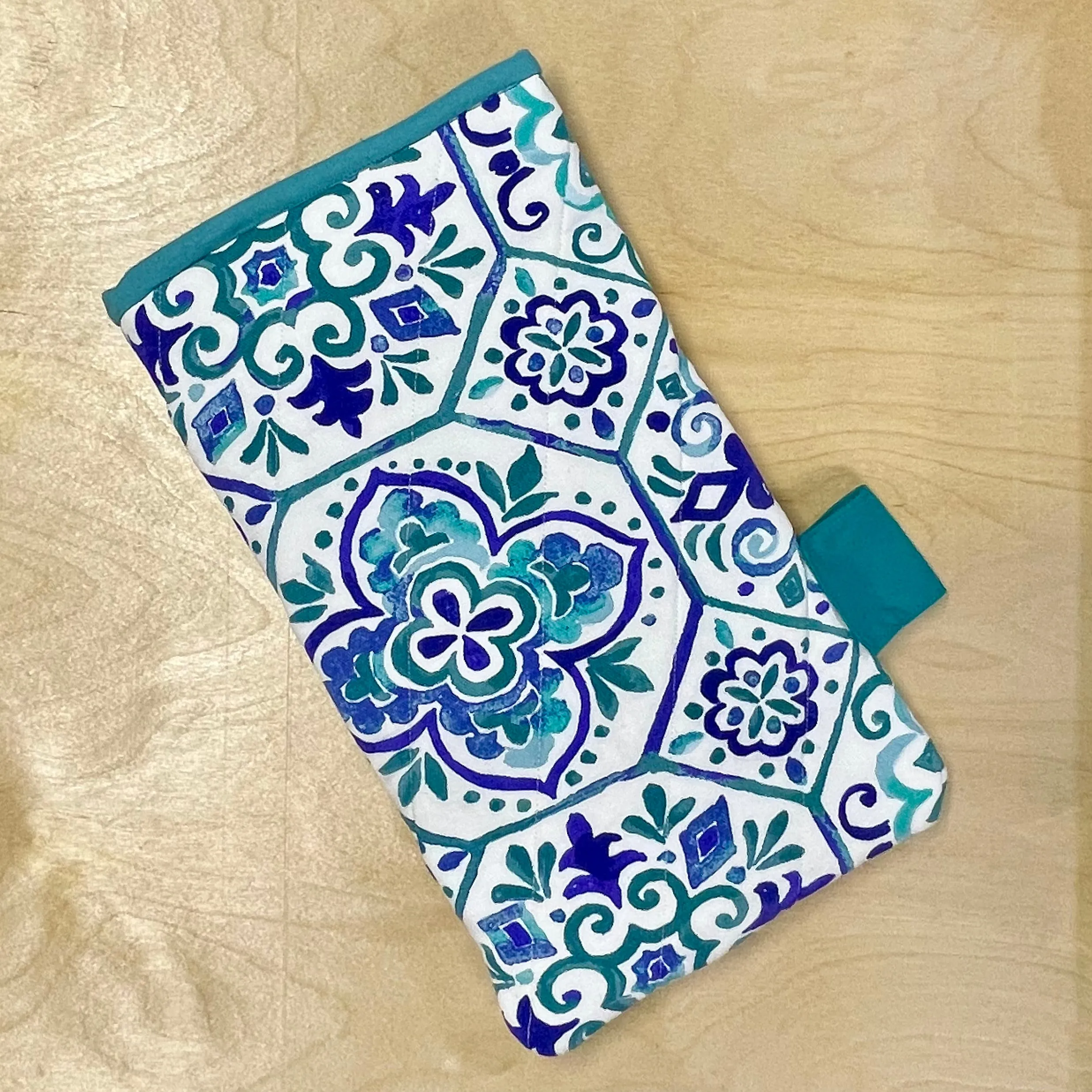 Flat Iron/Curling Iron Travel Sleeve (Heat Safe)