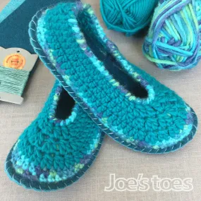 Joe's Toes Sarah Crochet Slipper Kit - Turquoise or Forest Mix