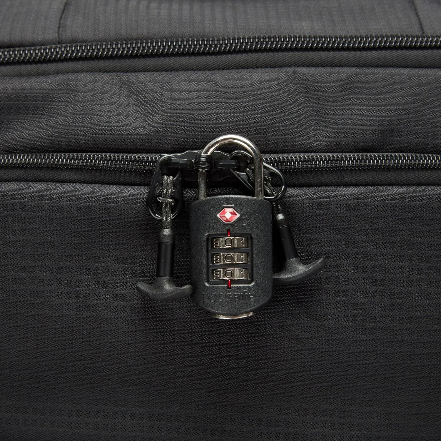 Prosafe® 1000 combination lock with steel cable