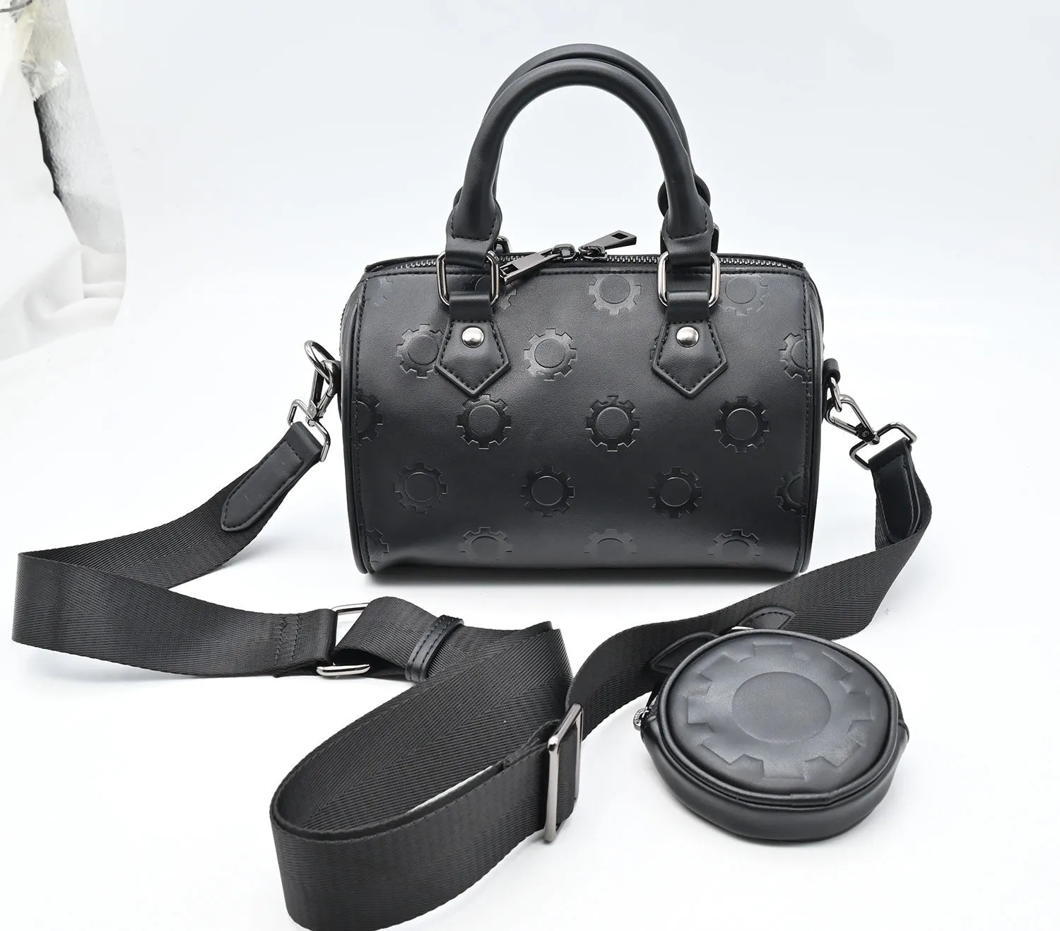 "Travel Gear" Hand Bag (BLACK DIAMOND)