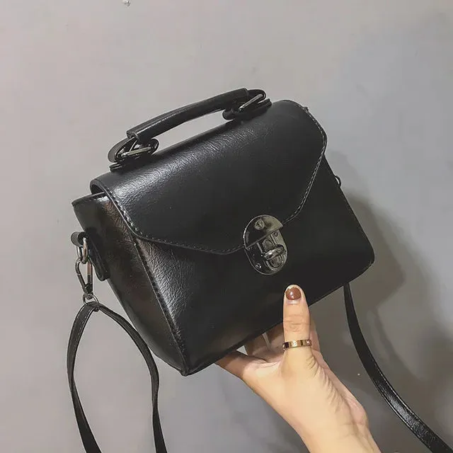 Sleek PU Leather Crossbody Bag - Modern Elegance