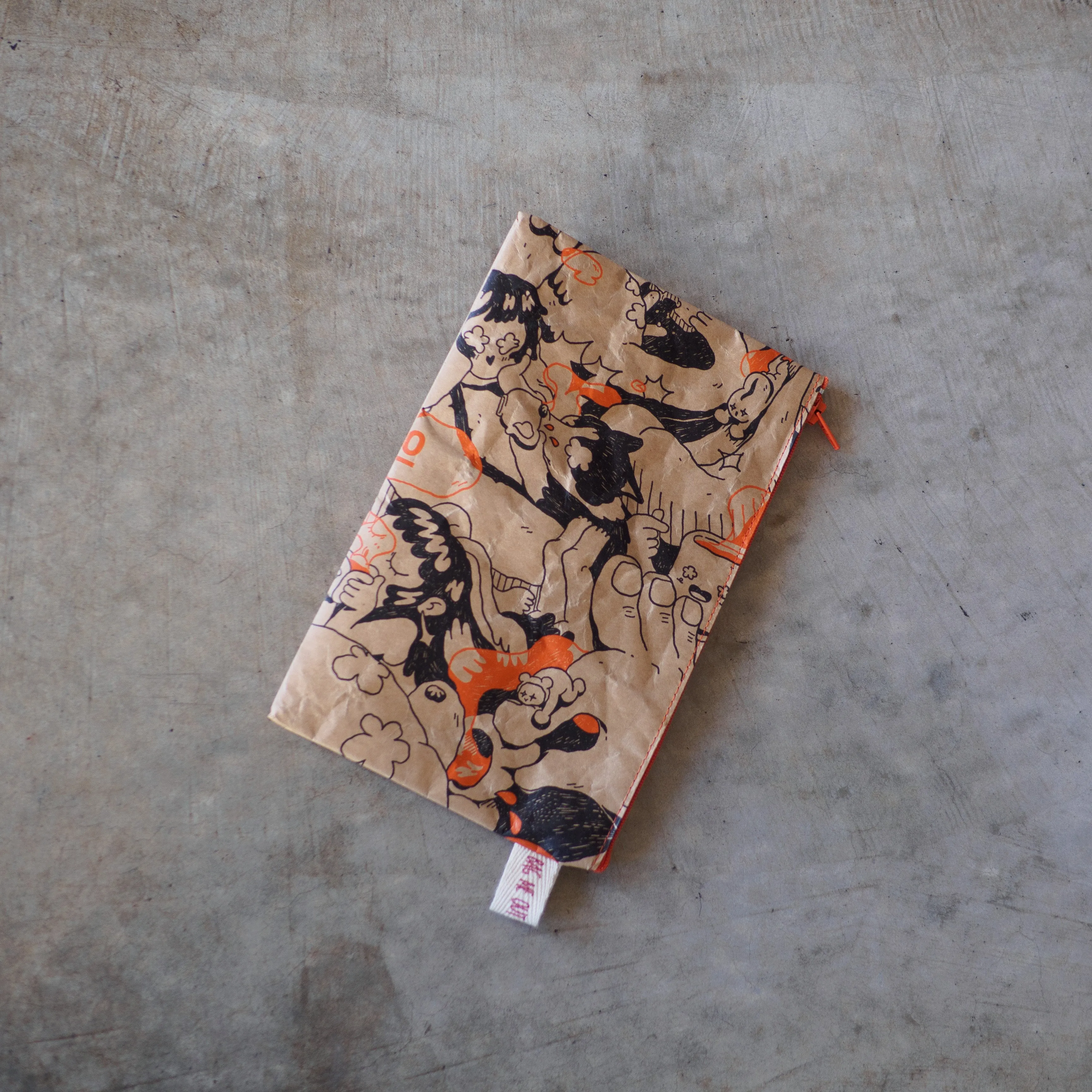 UP-CYCLED BITS 'N' PIECES POUCH LARGE