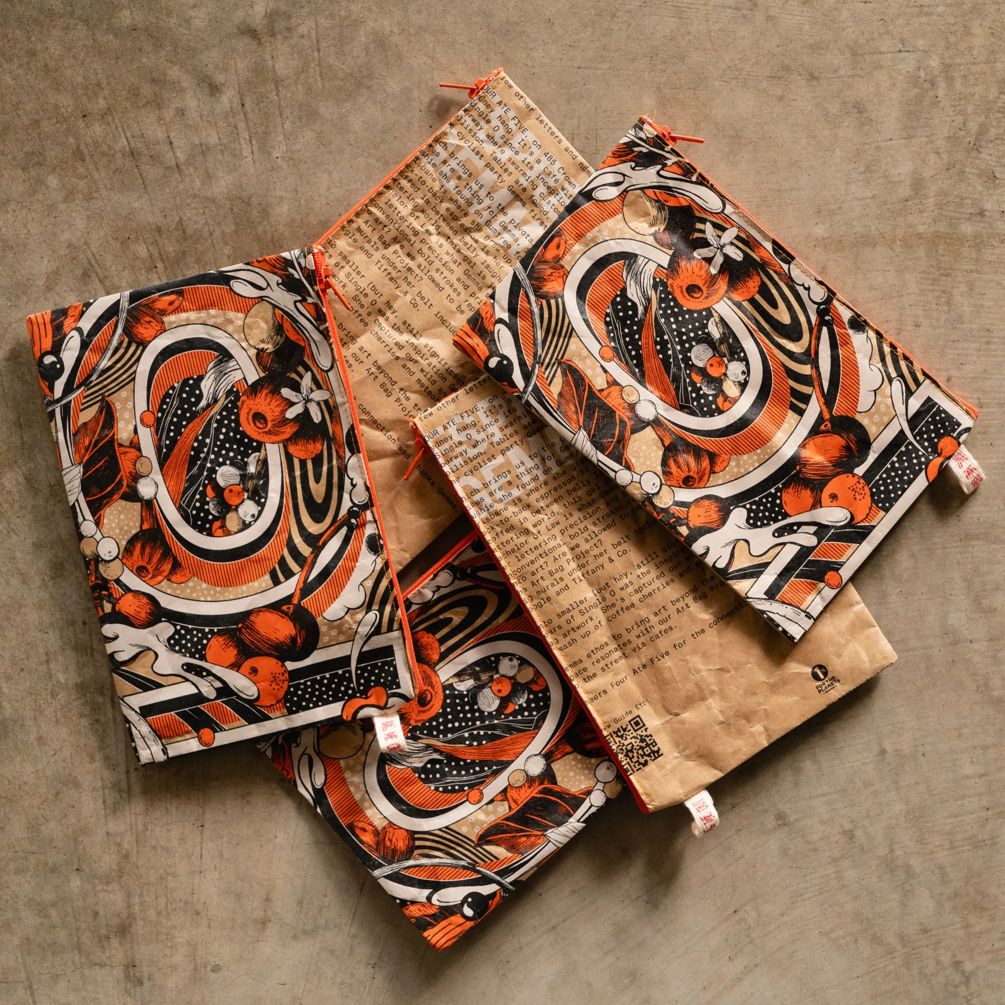 UP-CYCLED BITS 'N' PIECES POUCH LARGE