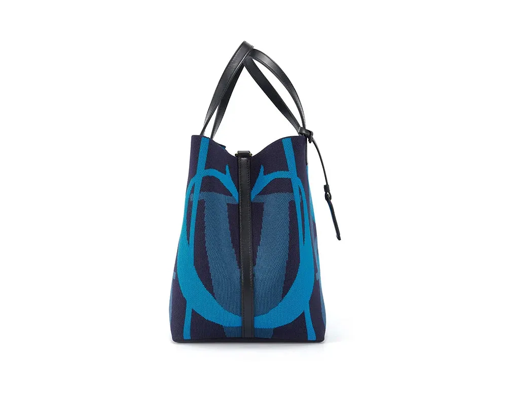 Voyager Bag
